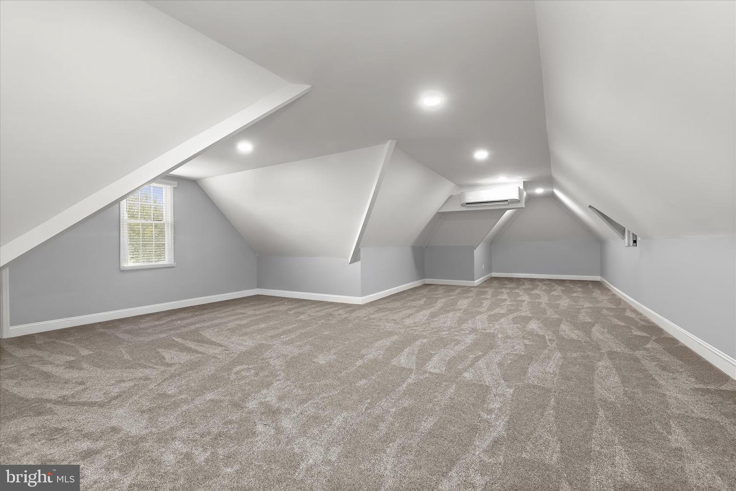 3003 Sheffield Ct Property Photo 73