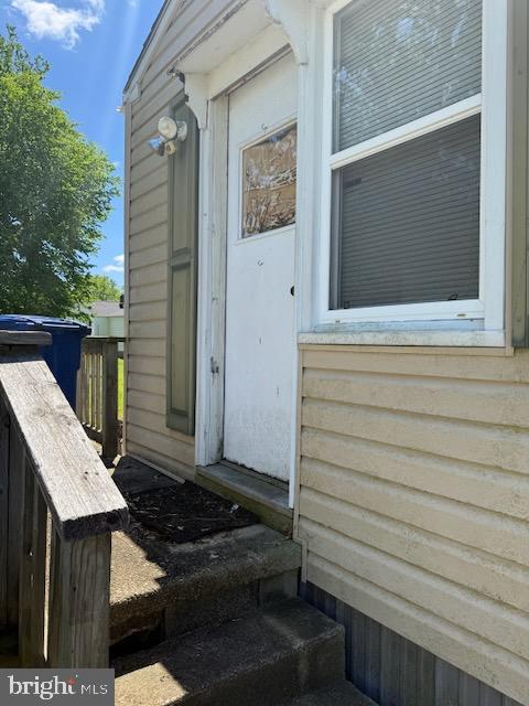 58 Aberdeen Ave Property Photo 2