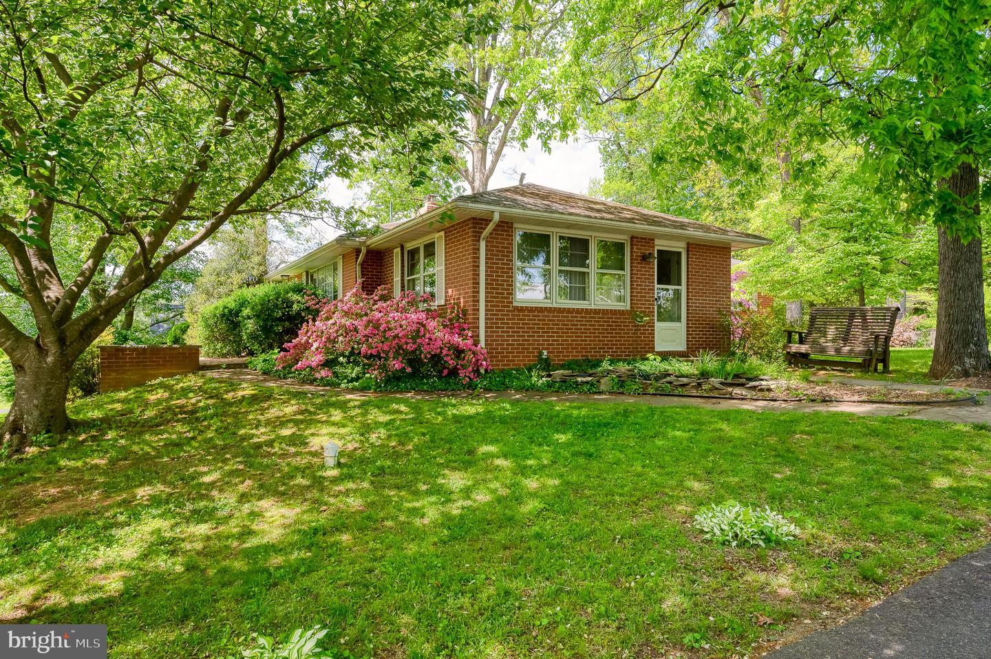 2911 Nelson Ln Property Photo 9