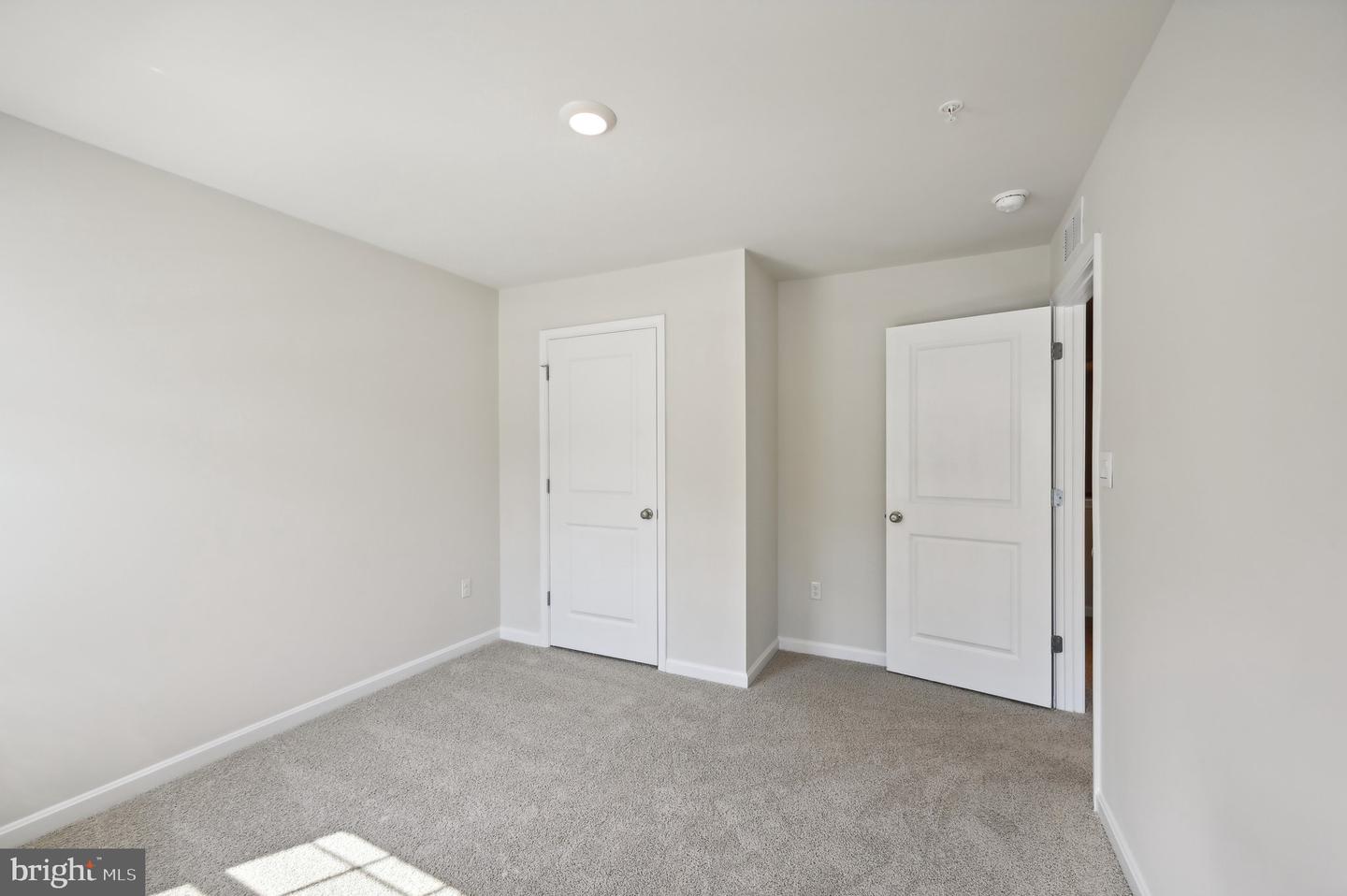 1715 Carver Cir Property Photo 32