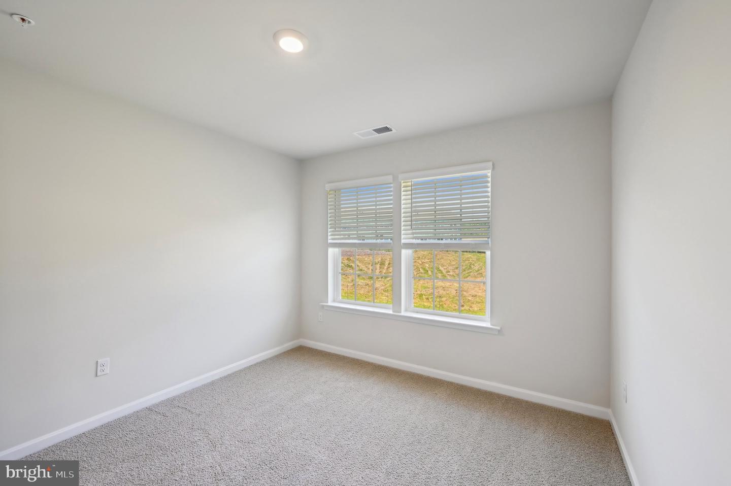 1715 Carver Cir Property Photo 38