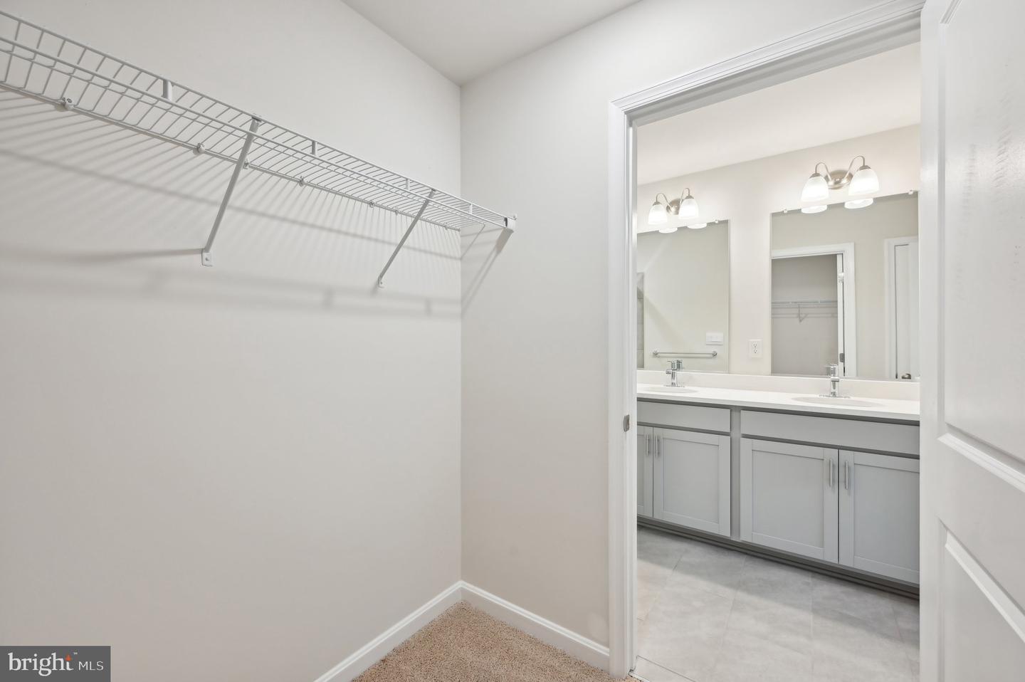 1715 Carver Cir Property Photo 47