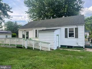 66 Dixon Ave Property Photo 3