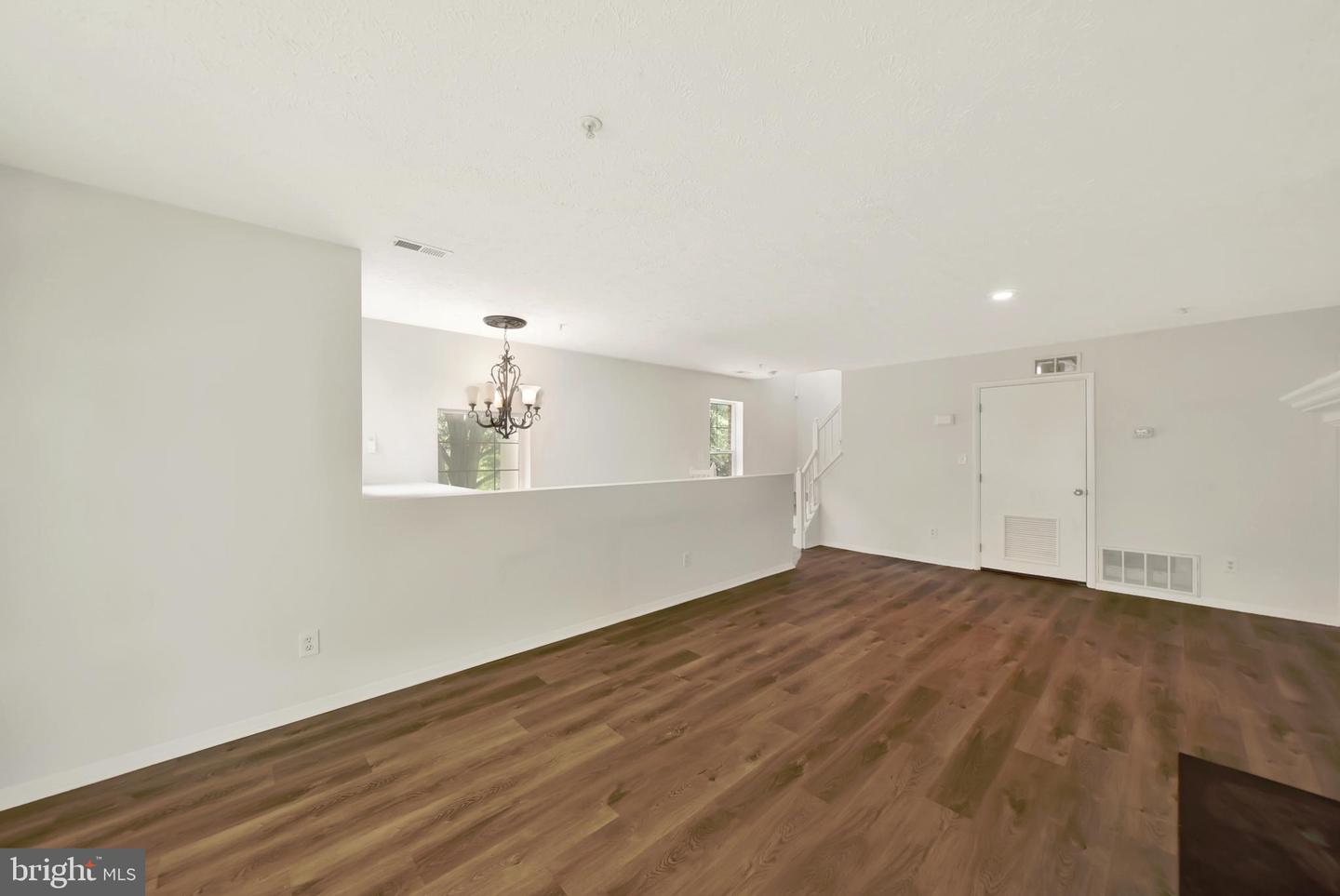 201 Kimary Ct #201-i Property Photo 4