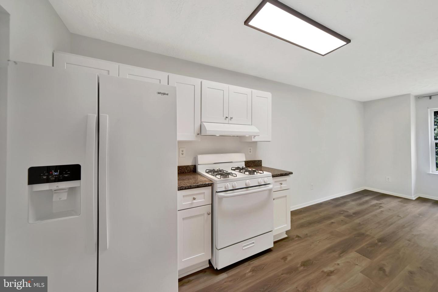 201 Kimary Ct #201-i Property Photo 6