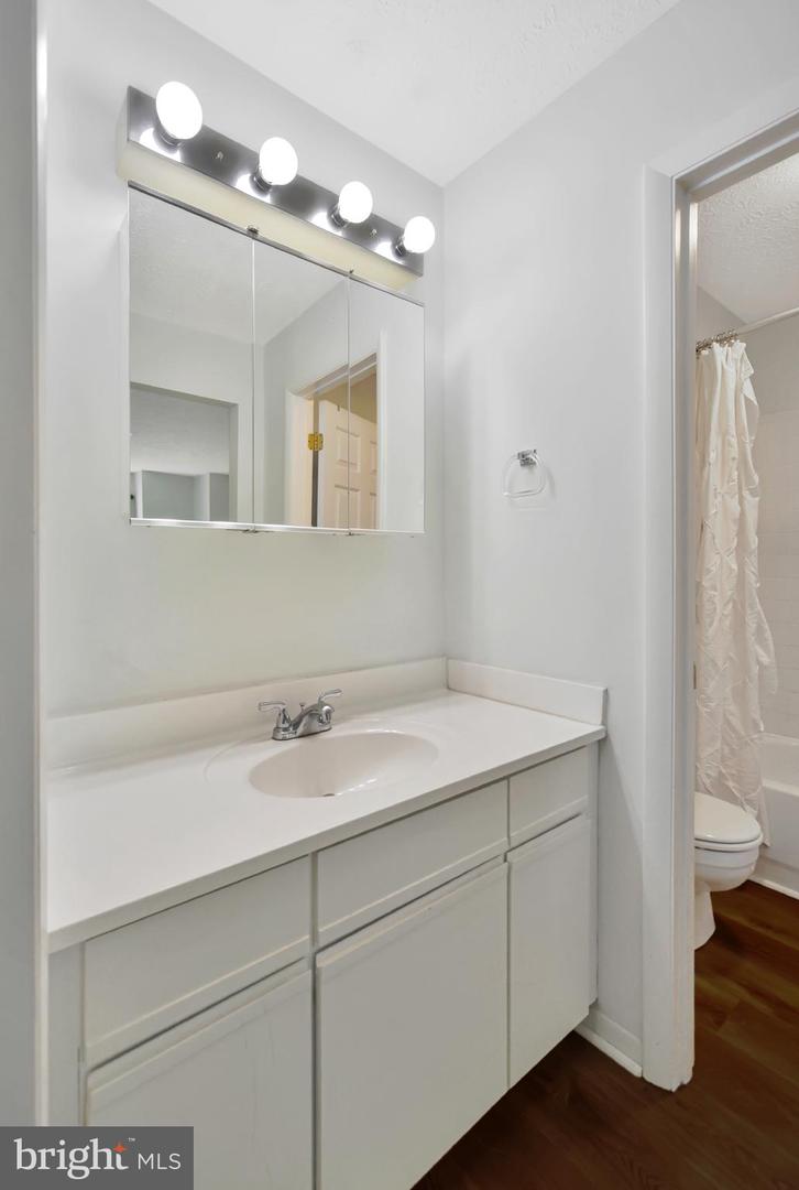 201 Kimary Ct #201-i Property Photo 13