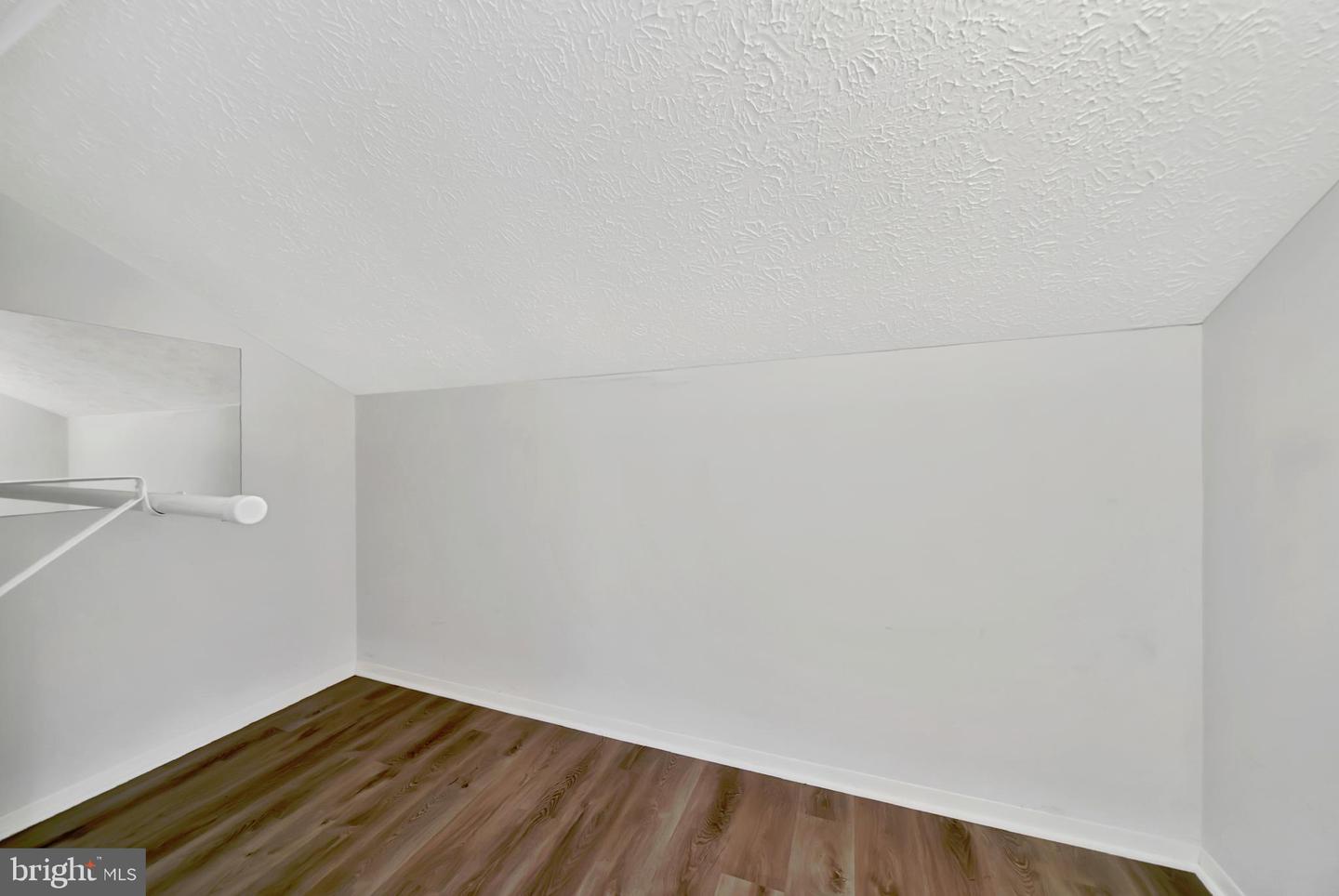 201 Kimary Ct #201-i Property Photo 16