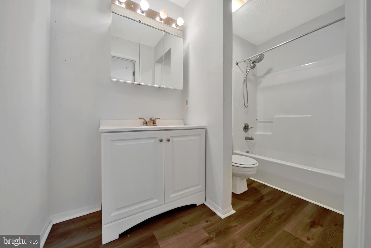 201 Kimary Ct #201-i Property Photo 17