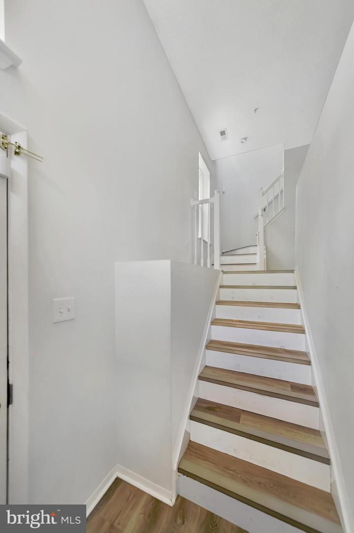 201 Kimary Ct #201-i Property Photo 23