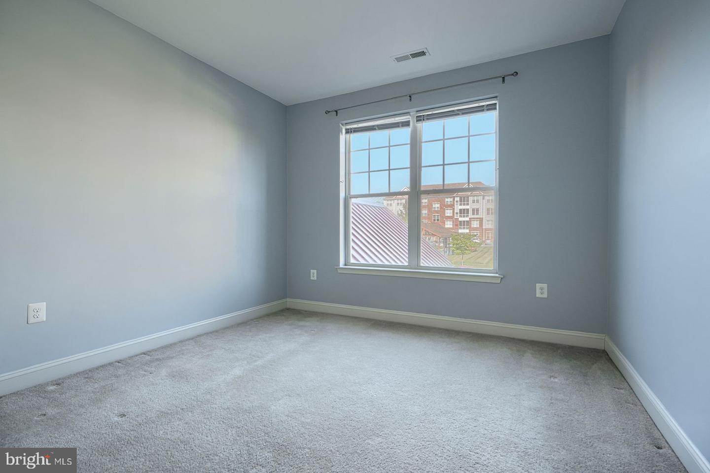 1604 Martha Ct #201 Property Photo 21