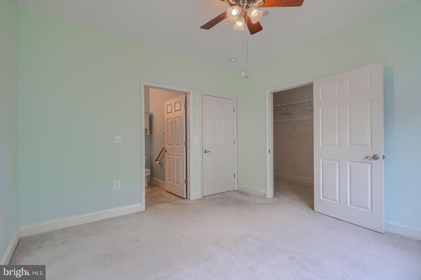 1604 Martha Ct #201 Property Photo 25