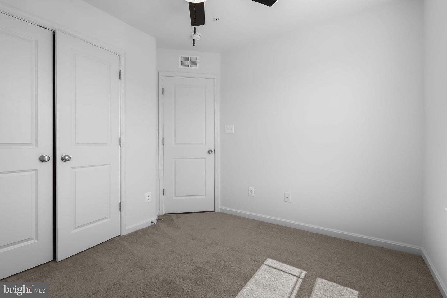 379 Hackley Dr Property Photo 29