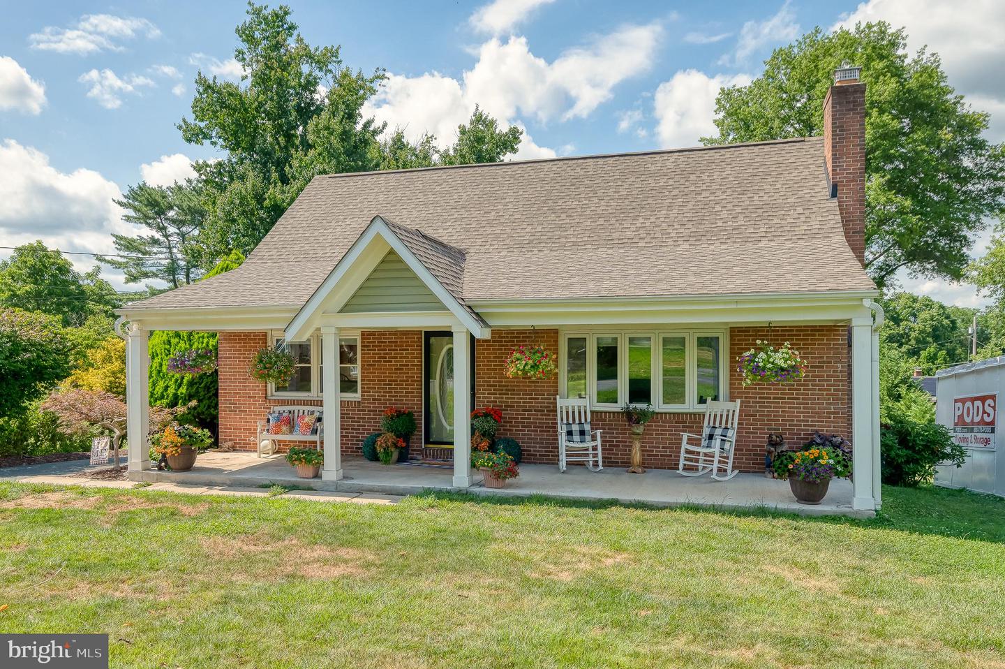 504 Plumtree Rd Property Photo 1