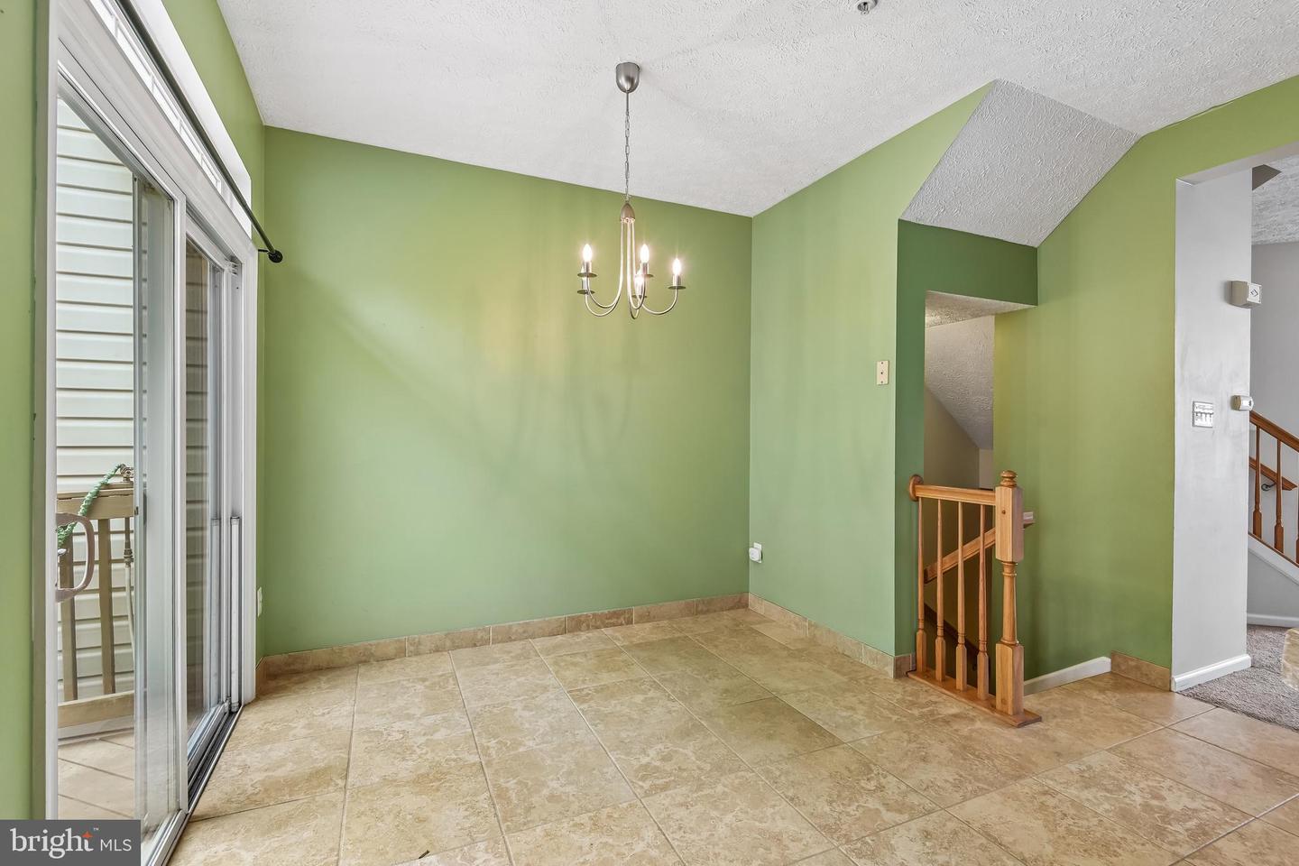 413 Foreland Garth Property Photo 13