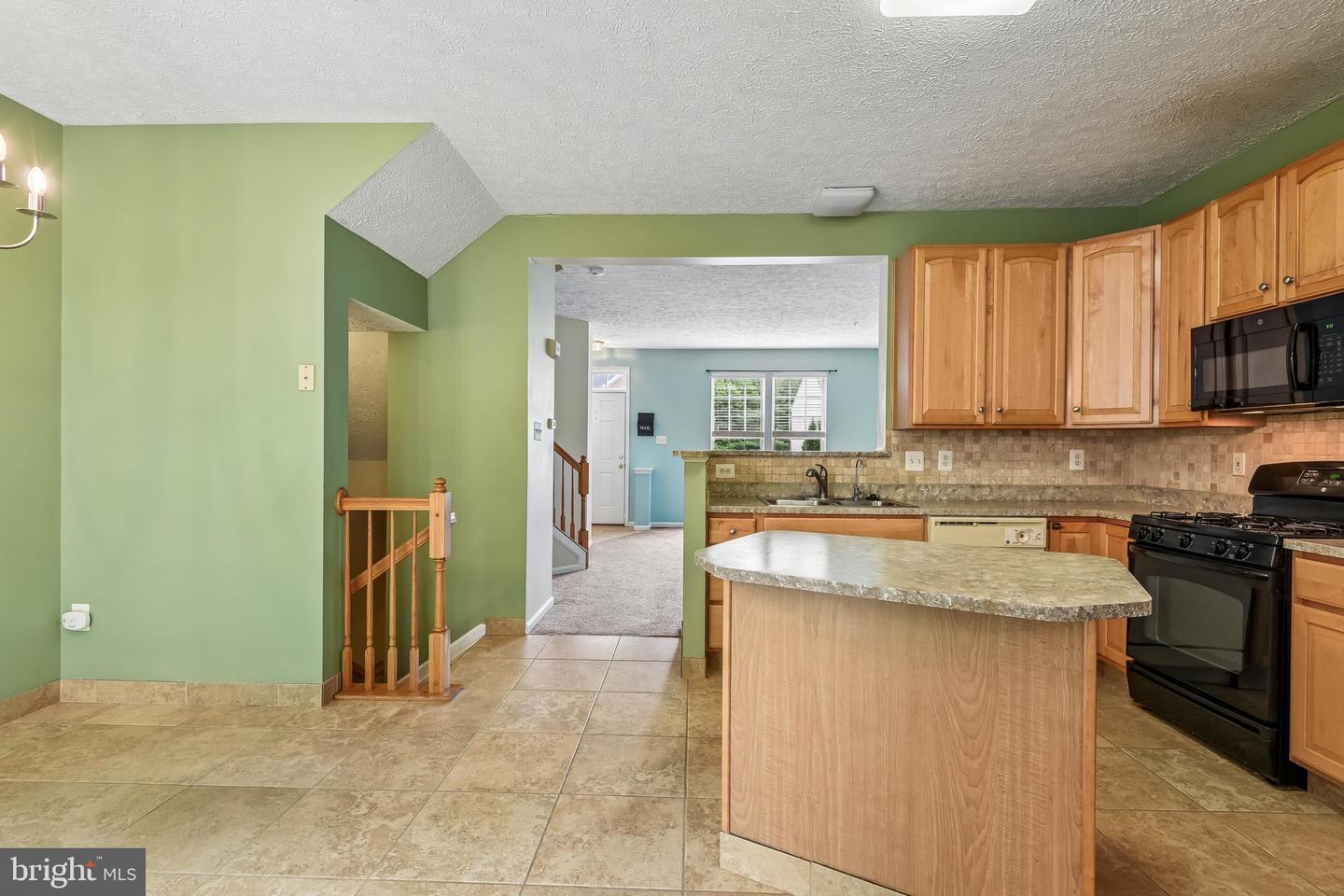 413 Foreland Garth Property Photo 20
