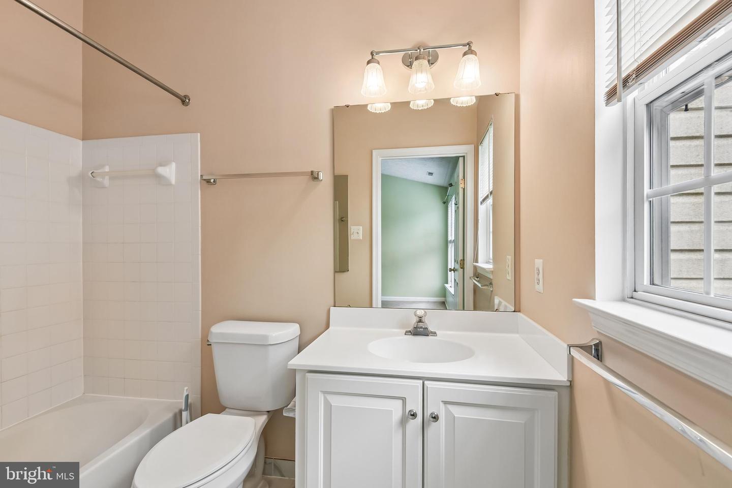 413 Foreland Garth Property Photo 34