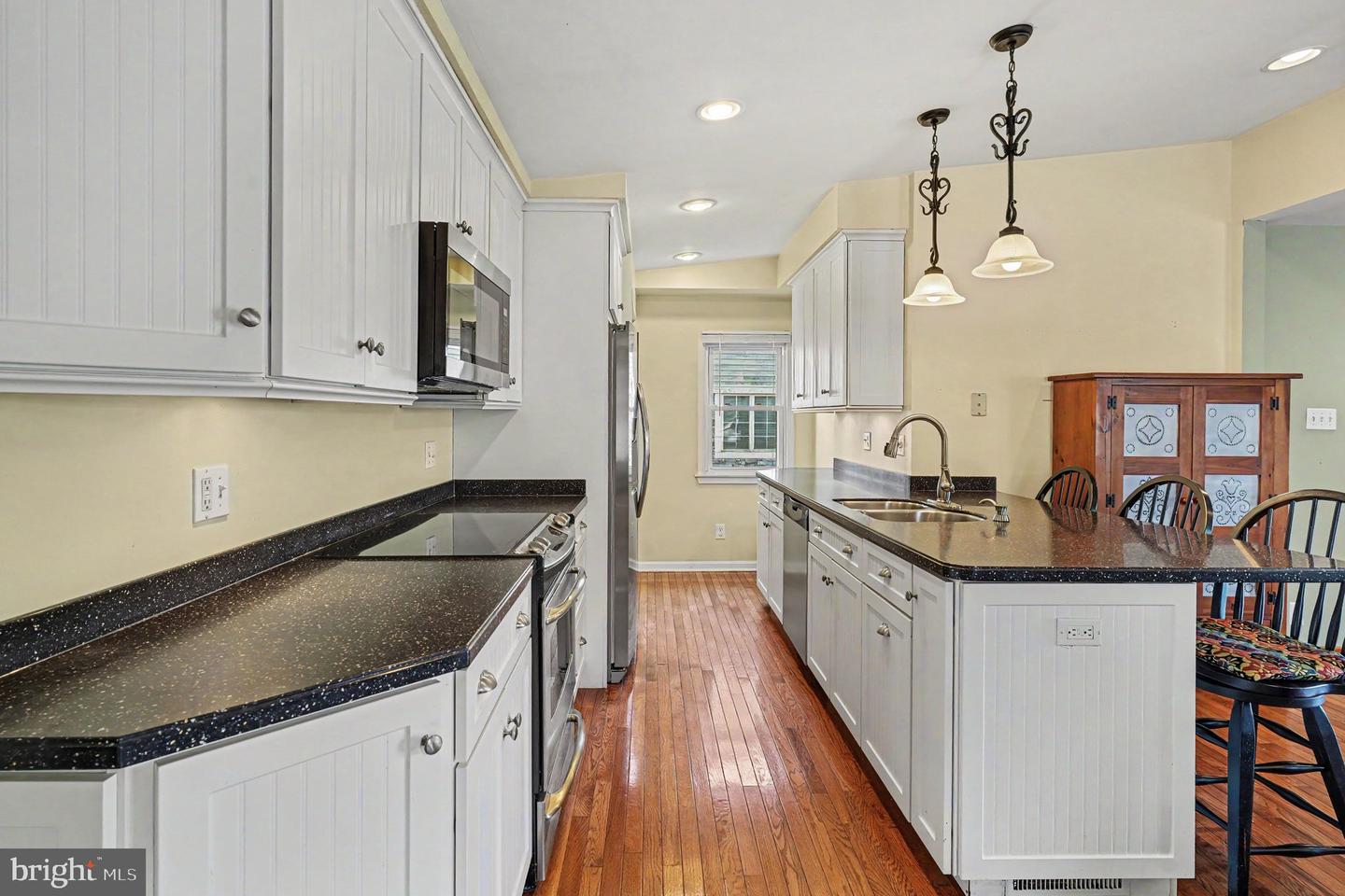 2028 Park Beach Dr Property Photo 12