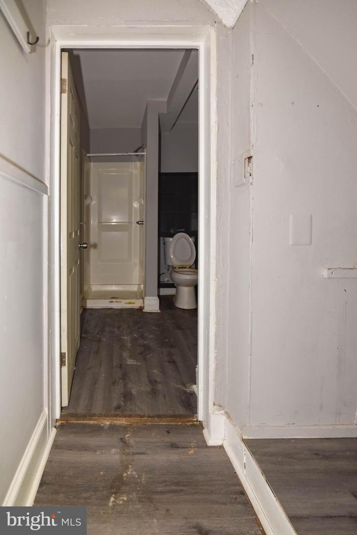 128 S Philadelphia Blvd Property Photo 8