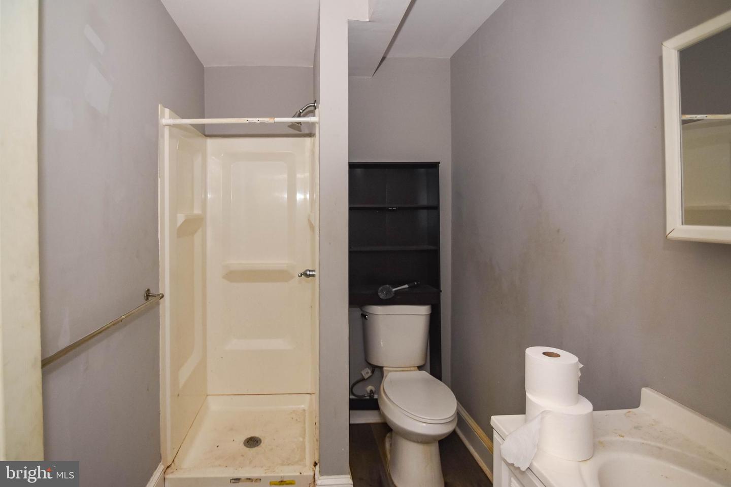 128 S Philadelphia Blvd Property Photo 11