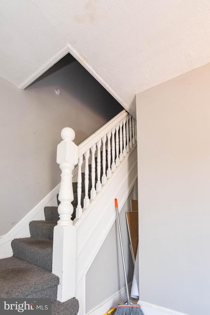 128 S Philadelphia Blvd Property Photo 14