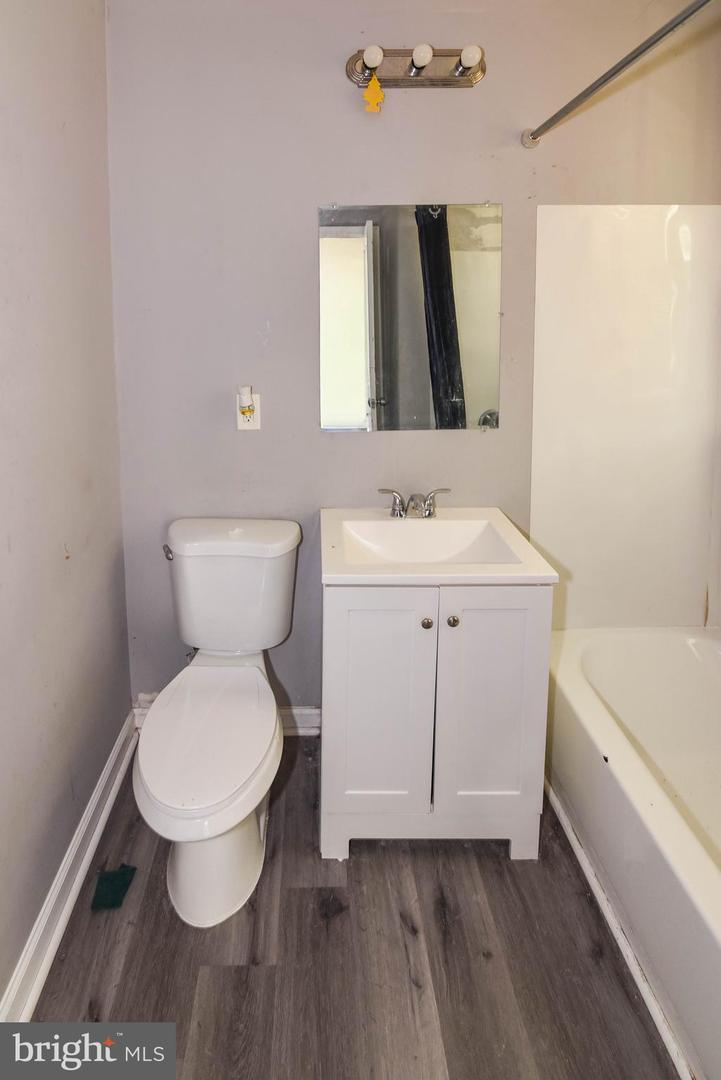 128 S Philadelphia Blvd Property Photo 21