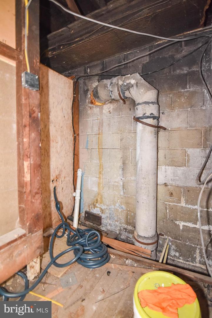 128 S Philadelphia Blvd Property Photo 57