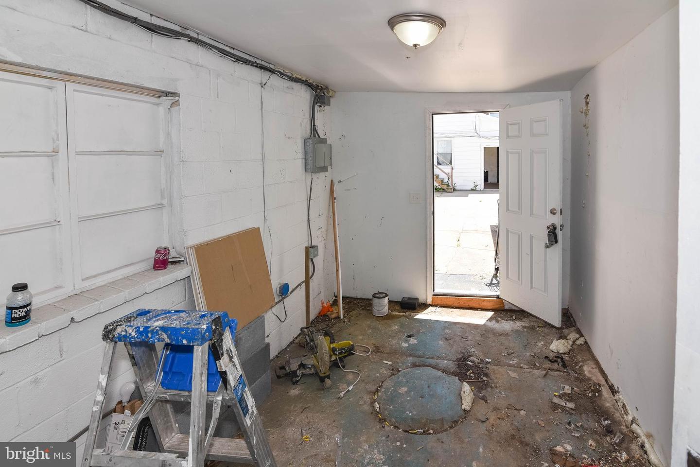 128 S Philadelphia Blvd Property Photo 64