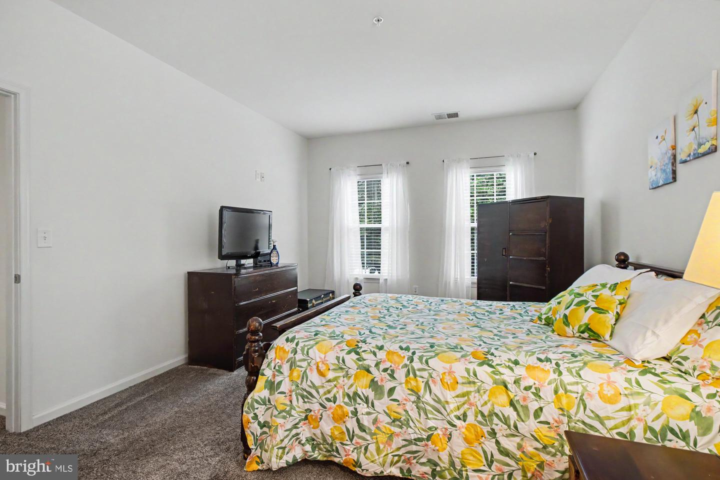259 Beckenham Cir #201 Property Photo 14