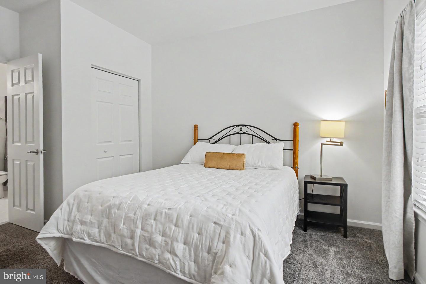 259 Beckenham Cir #201 Property Photo 20