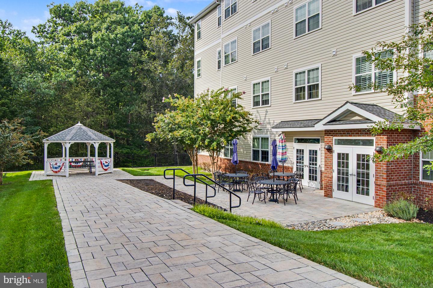 259 Beckenham Cir #201 Property Photo 29