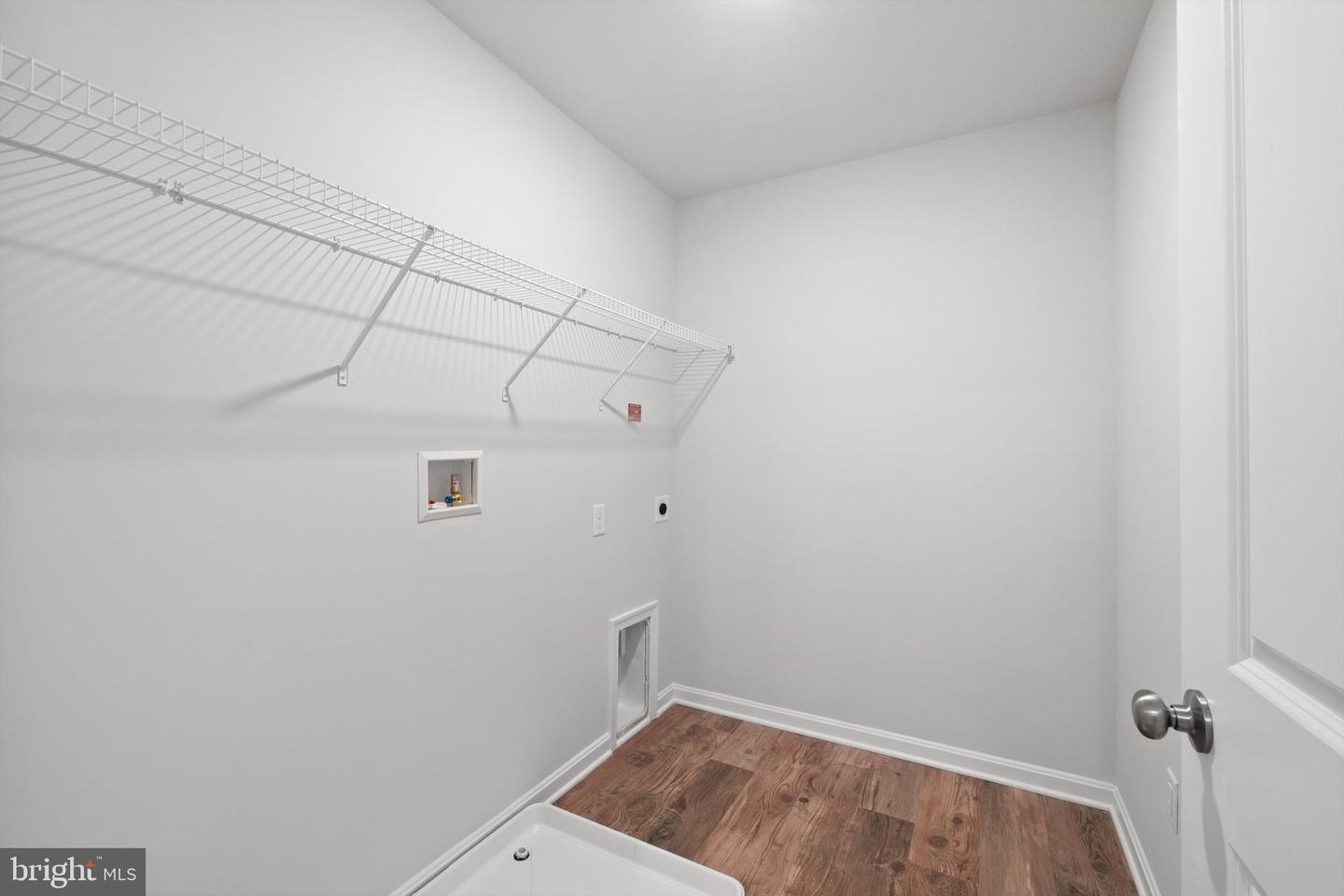 804 Spikeresh Way Property Photo 17