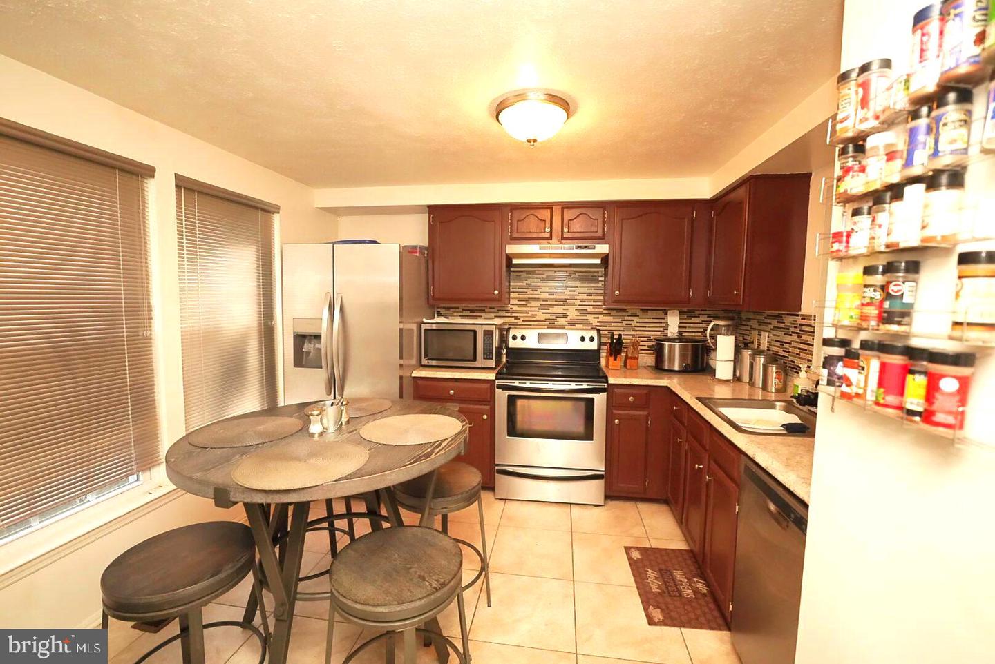 1024 Westshore Dr Property Photo 2