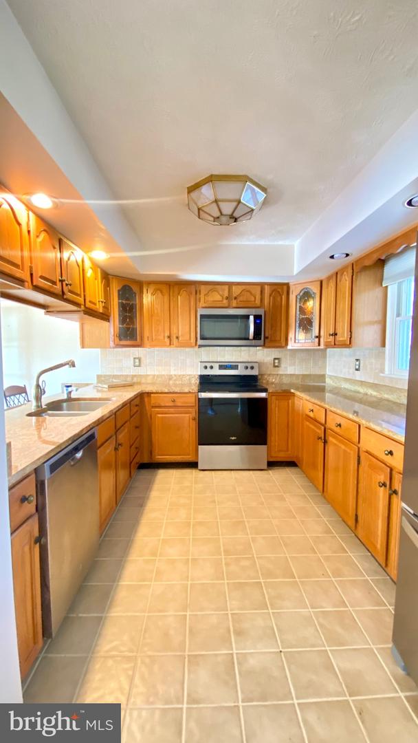 124 Ravenswood Property Photo 6