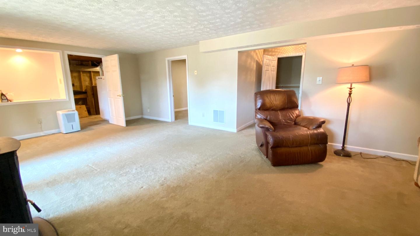 124 Ravenswood Property Photo 29