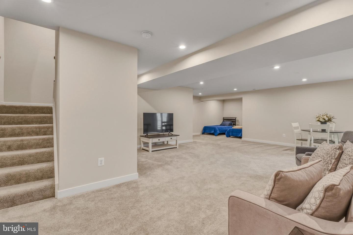 765 Sagebrush Loop Property Photo 33