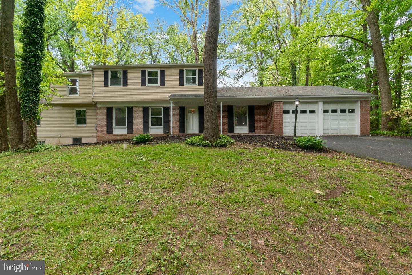 200 Maxwell Ct Property Photo 1