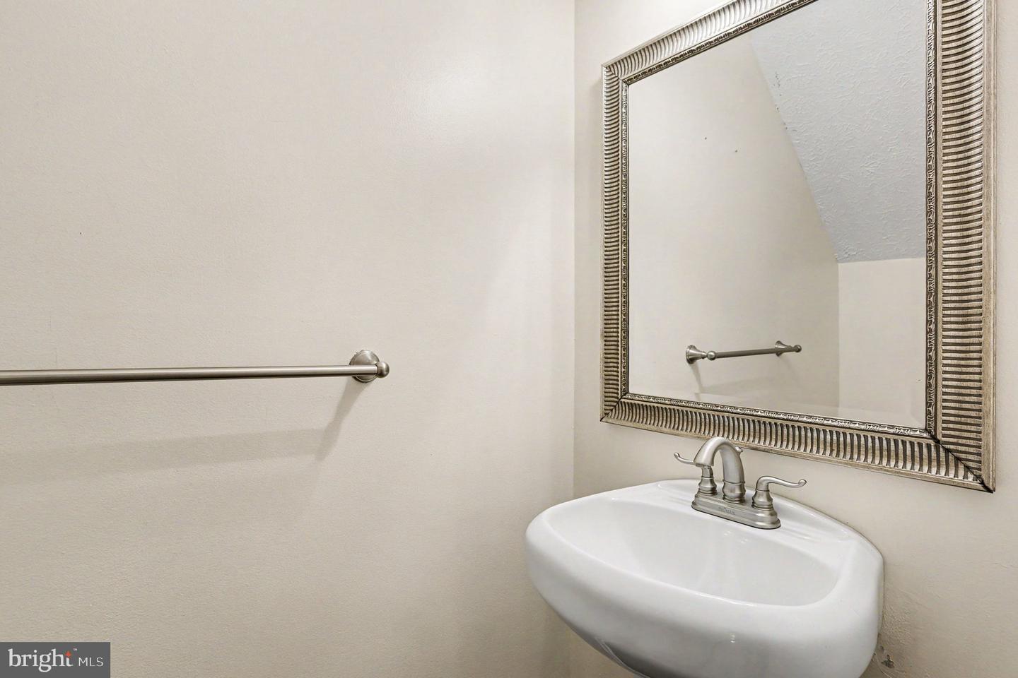 940 Chesney Ln Property Photo 12