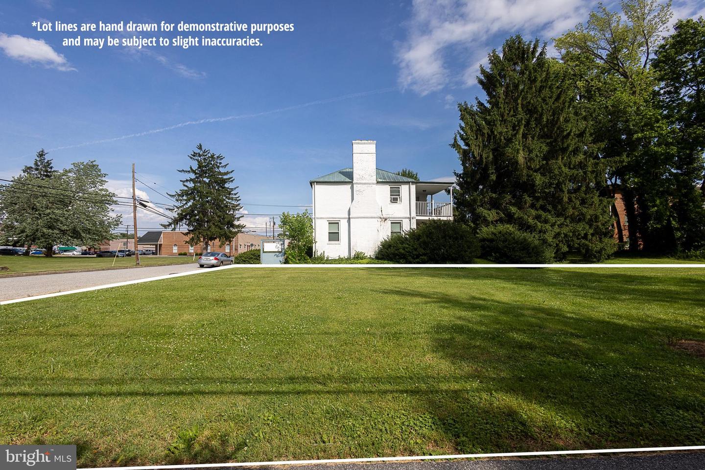 104 Custis St Property Photo 3
