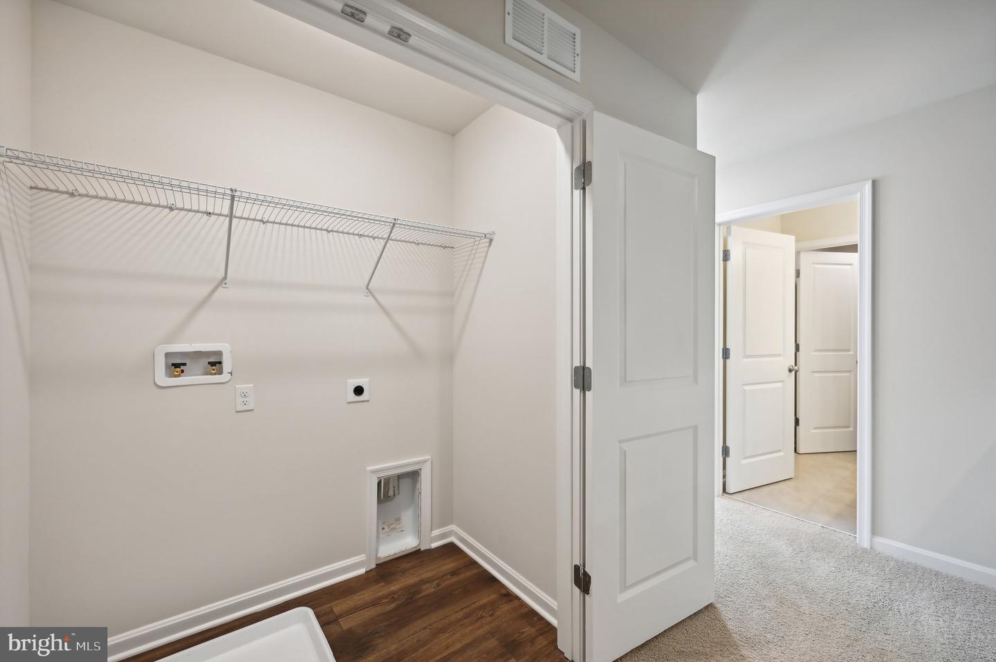 1719 Carver Cir Property Photo 26