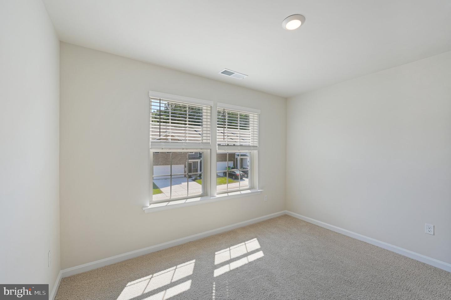 1719 Carver Cir Property Photo 34