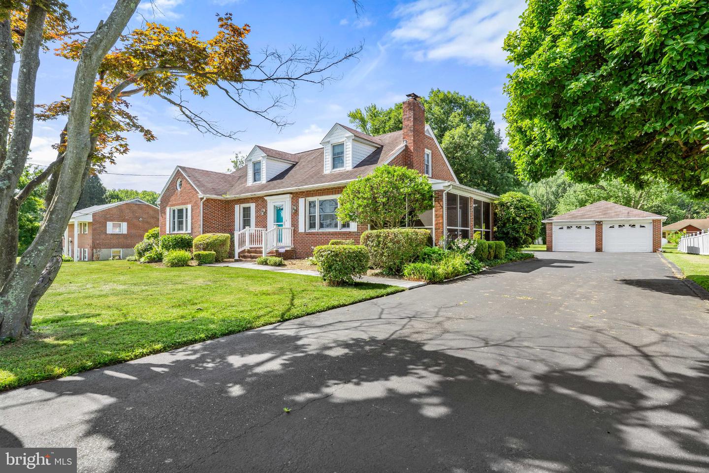 806 LONG BAR HARBOR RD