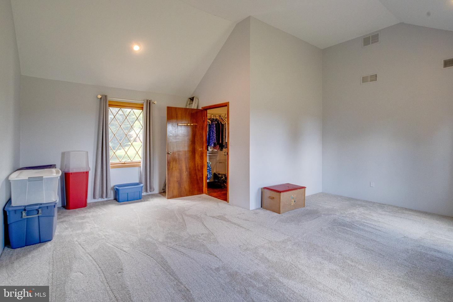 2300 Kings Arms Dr Property Photo 69