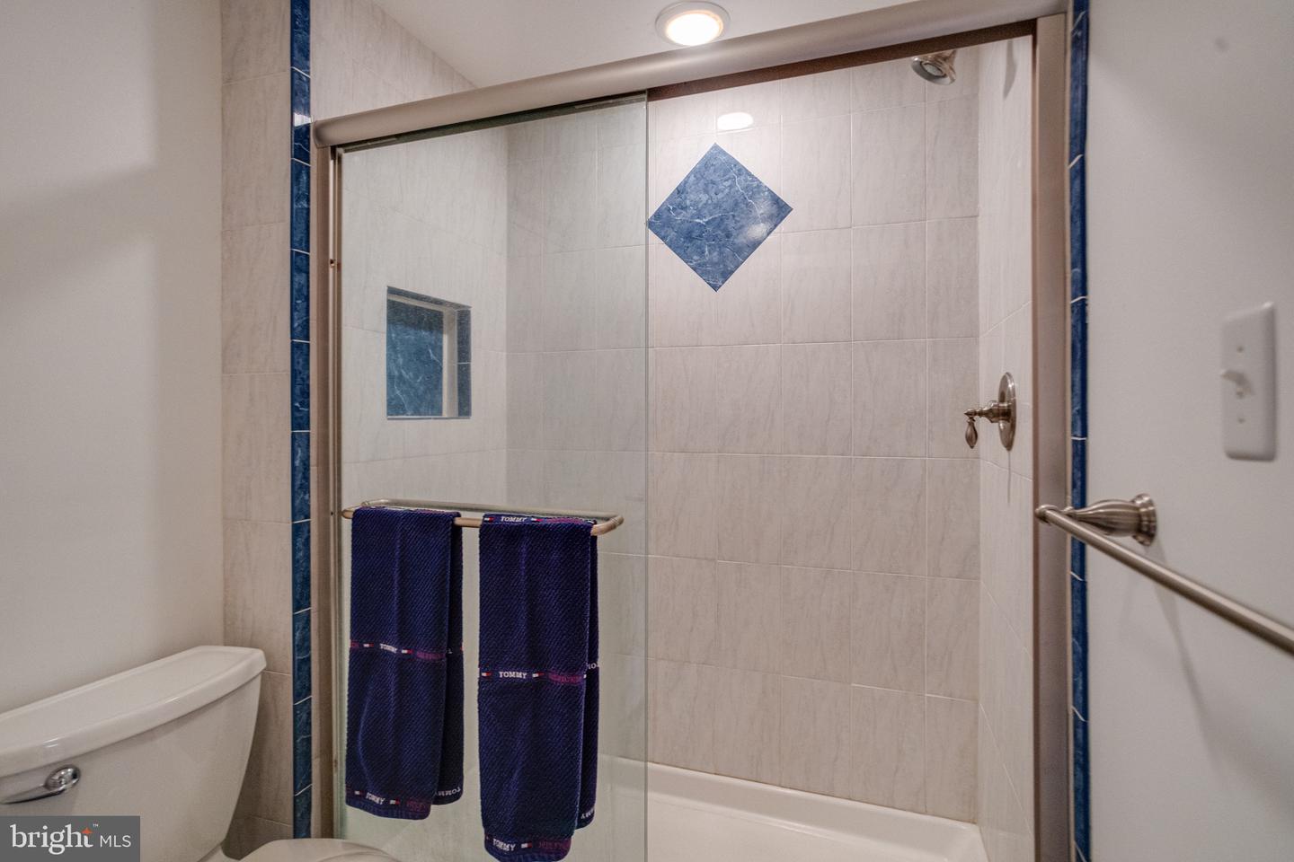2300 Kings Arms Dr Property Photo 88