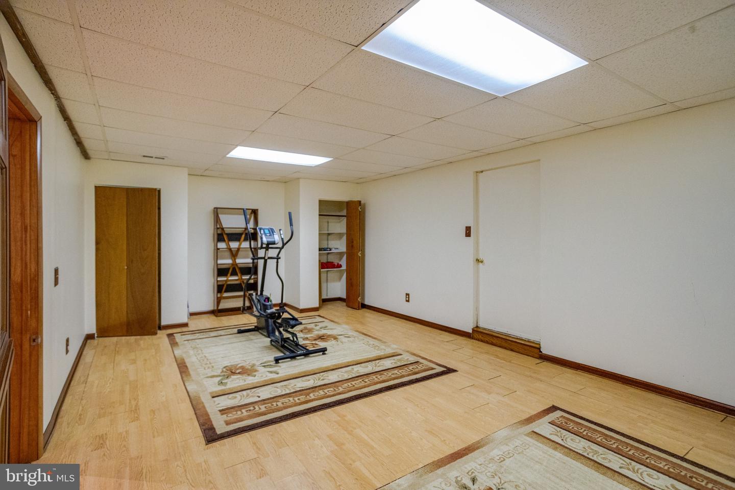 2300 Kings Arms Dr Property Photo 90