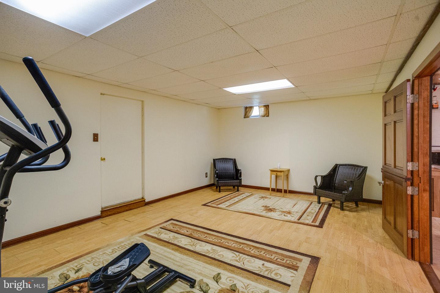 2300 Kings Arms Dr Property Photo 93