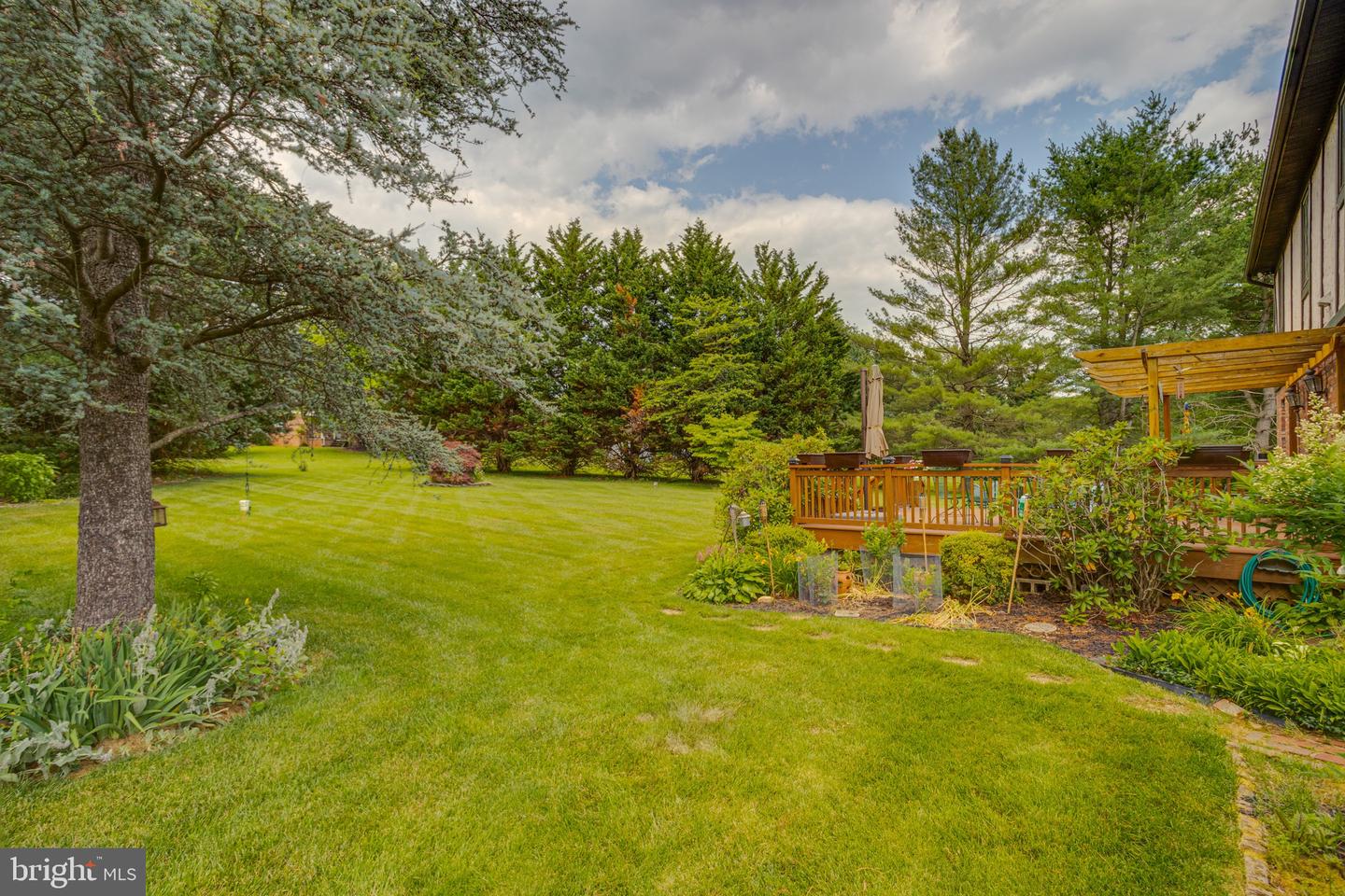 2300 Kings Arms Dr Property Photo 110