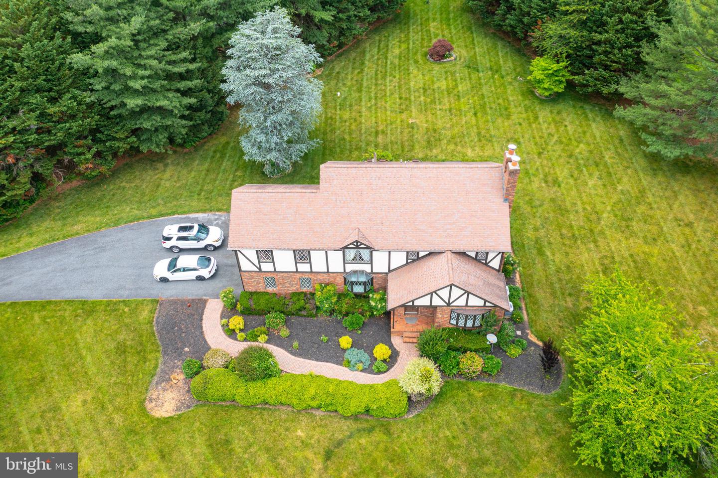2300 Kings Arms Dr Property Photo 121