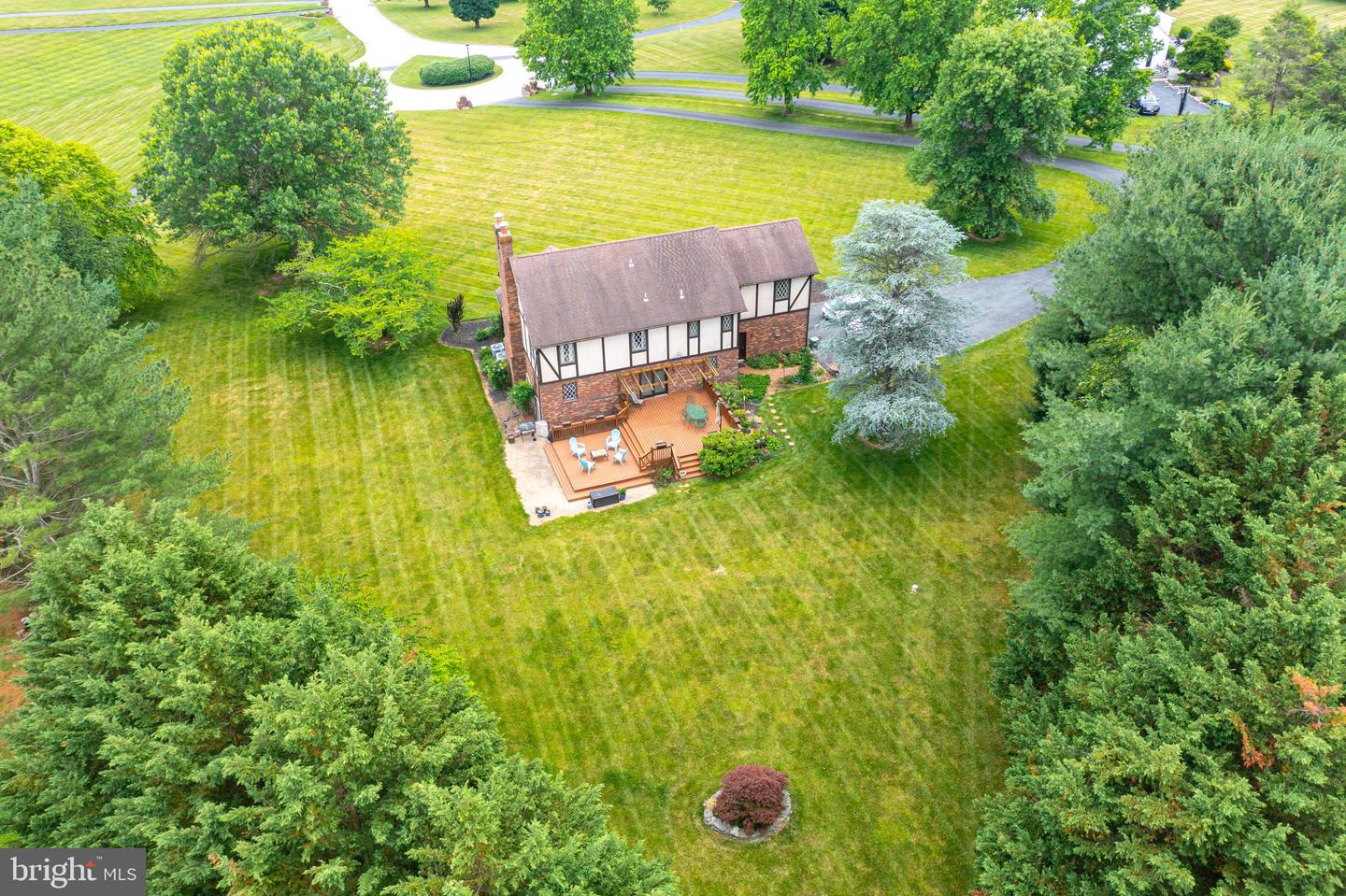 2300 Kings Arms Dr Property Photo 123