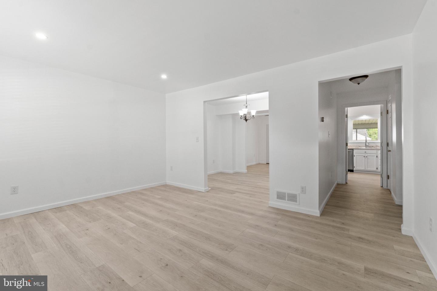 322 Harlan Sq #a-2 Property Photo 3