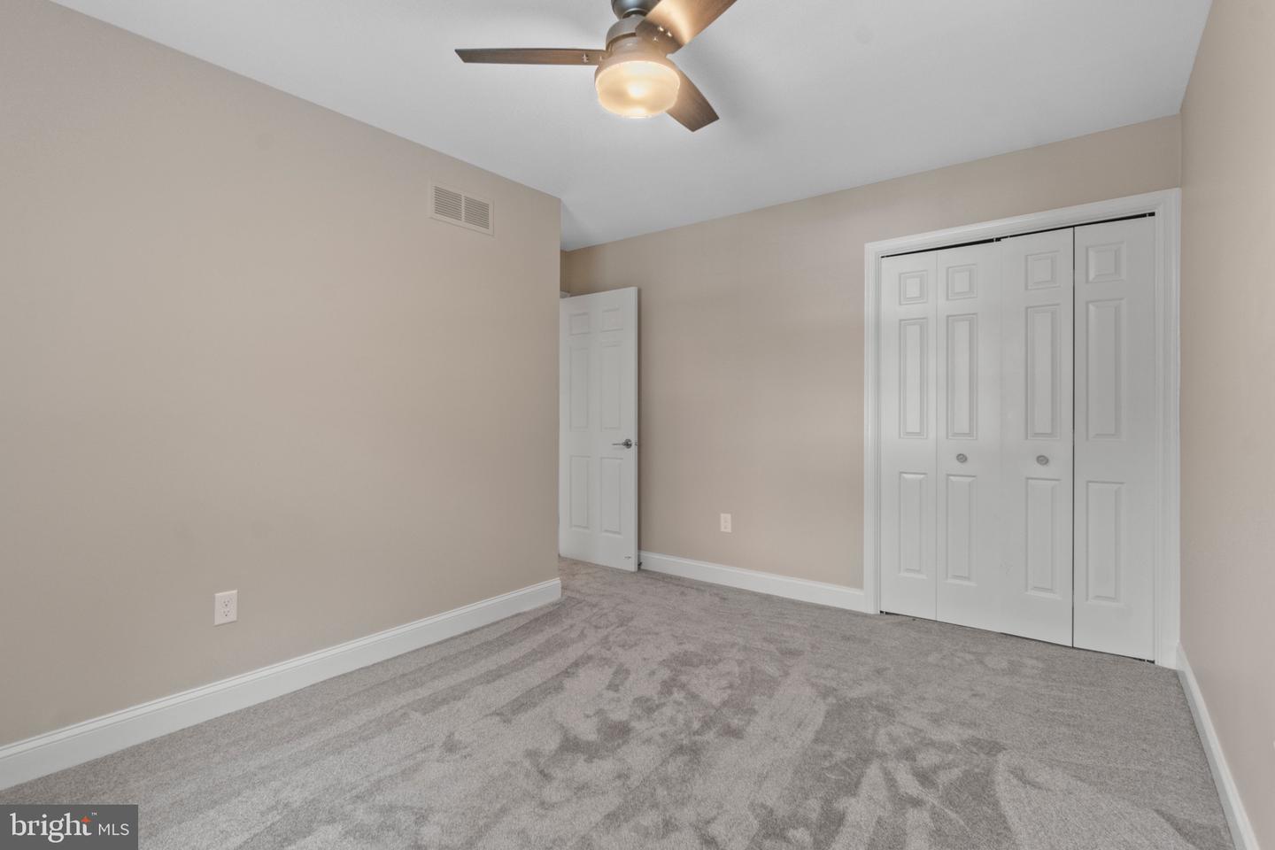 322 Harlan Sq #a-2 Property Photo 23
